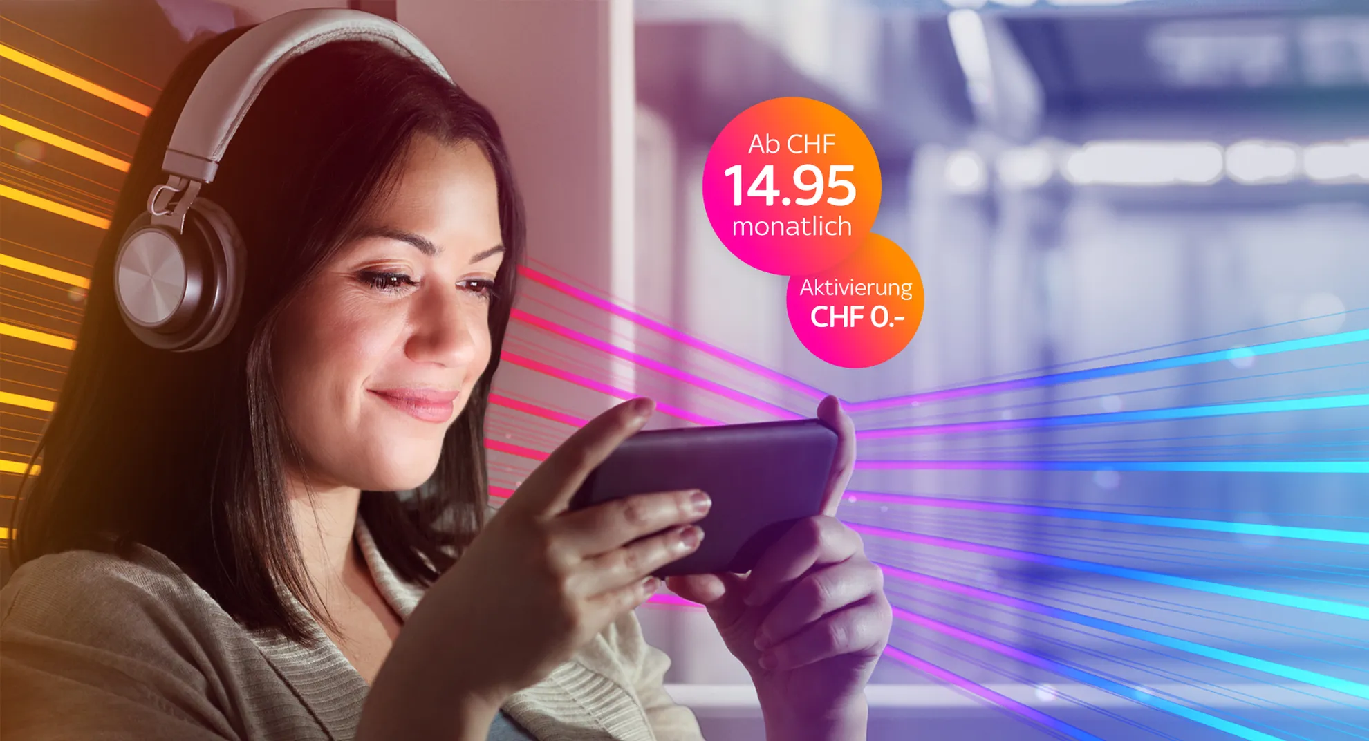 Website_Visuals_Mobile_Girl_1728x936px_1495CHF_DE